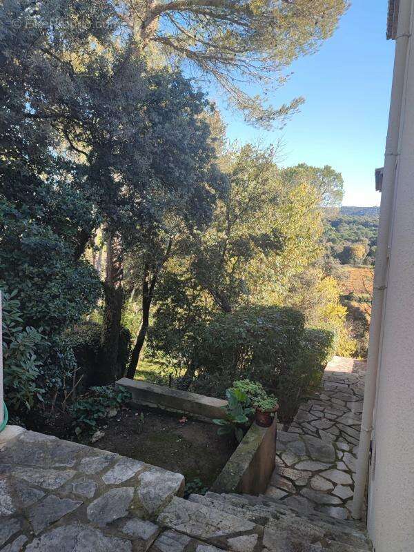 Maison à BAGNOLS-SUR-CEZE