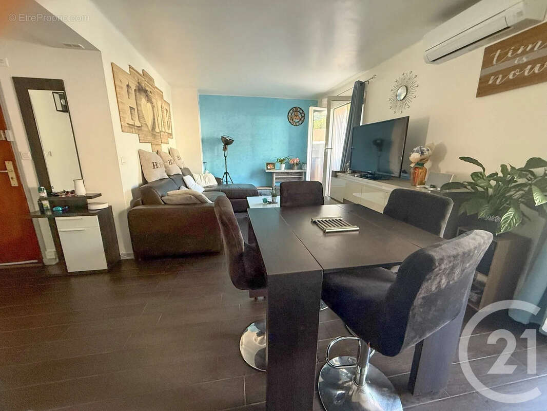Appartement à ROQUEBRUNE-CAP-MARTIN