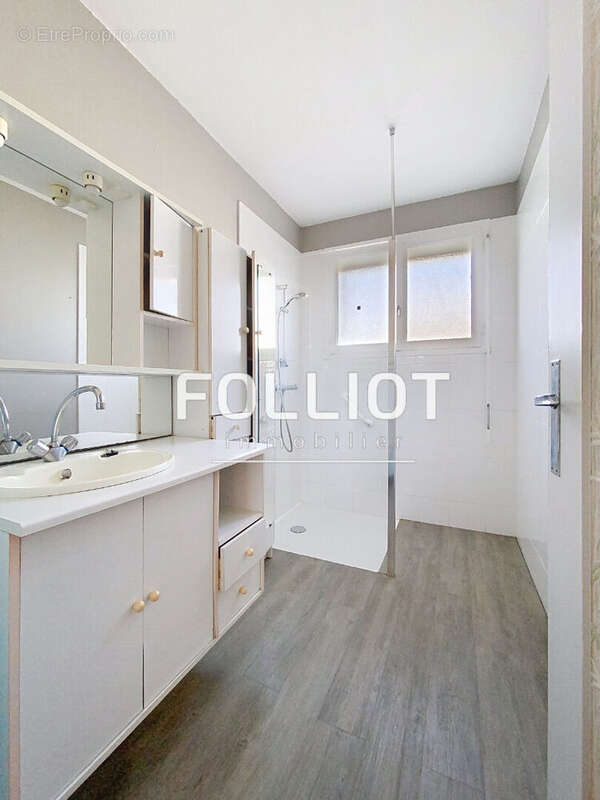 Maison à VILLERS-BOCAGE