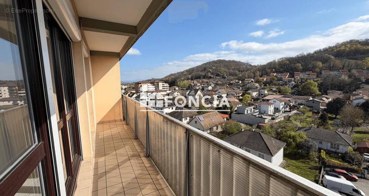 Appartement à BOURGOIN-JALLIEU