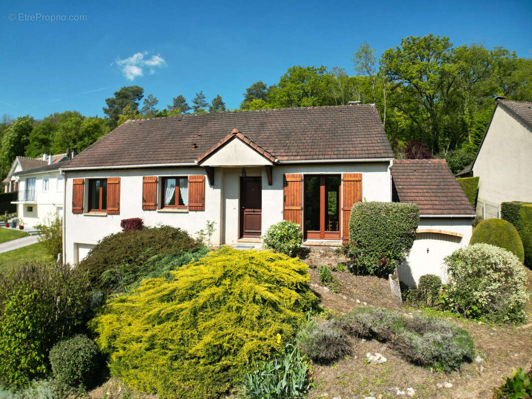 Tout à pied à Ezy-sur-Eure : Maison de plain-pied avec sous-sol total - photo 15