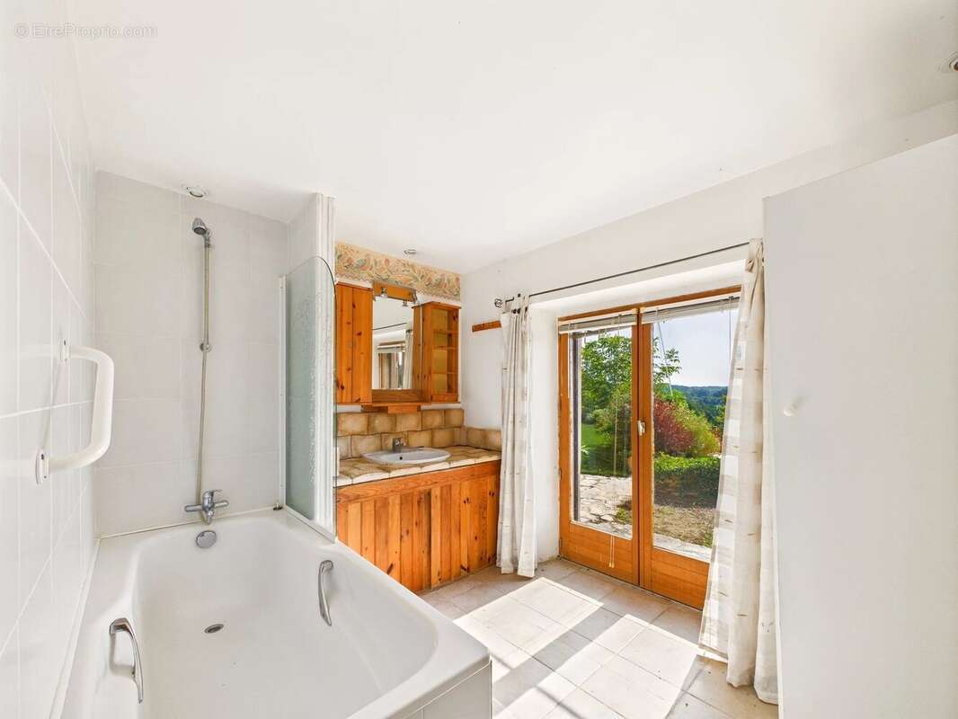 Charmante maison de village spacieuse avec piscine et vues panoramiques, à deux pas de Monpazier - photo 12