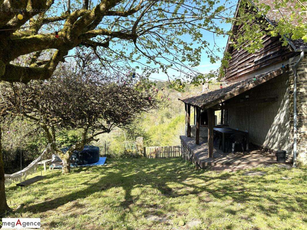 Maison à SAINTE-FEREOLE