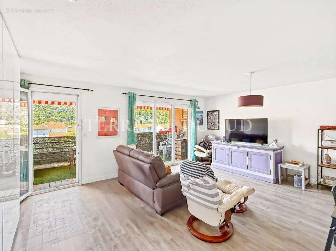 Appartement à MARSEILLE-9E