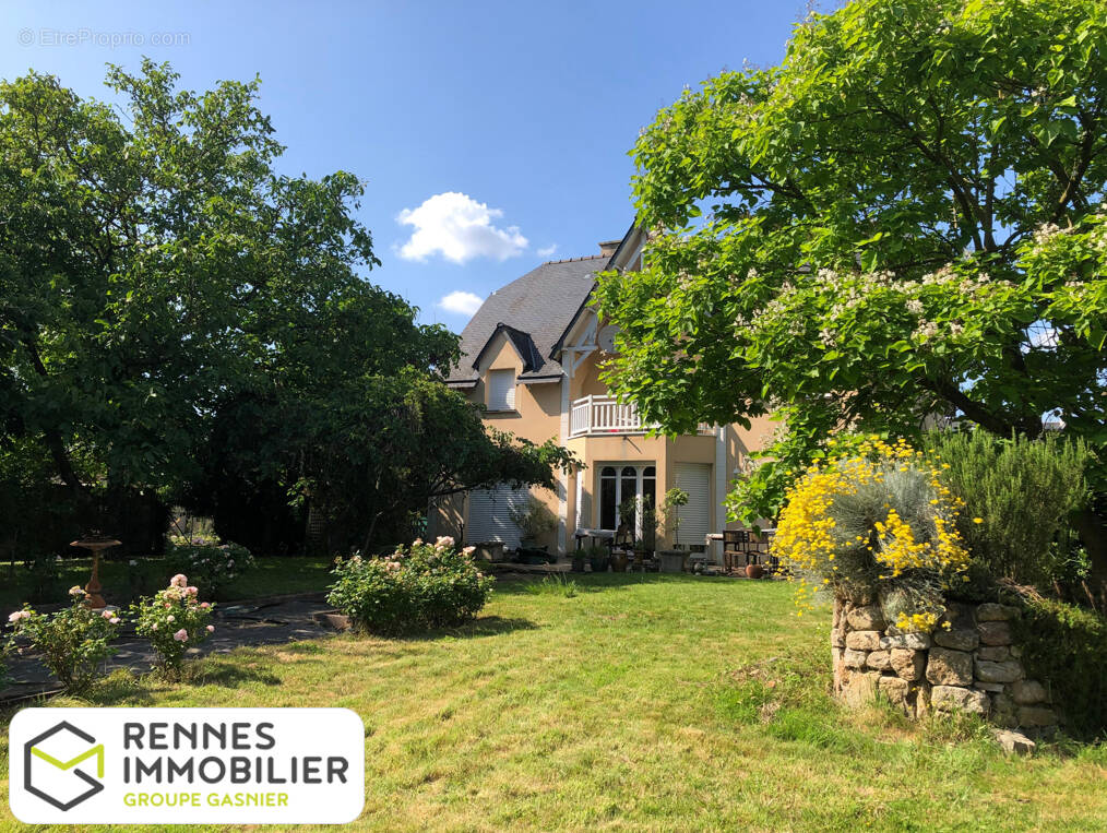 Maison à CHATEAUBOURG