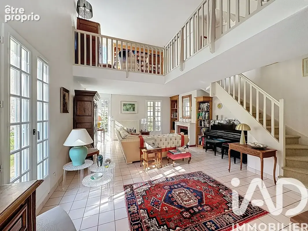Photo 1 - Maison à SAINT-REMY-LES-CHEVREUSE