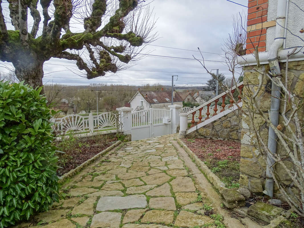 Maison à MENNETOU-SUR-CHER