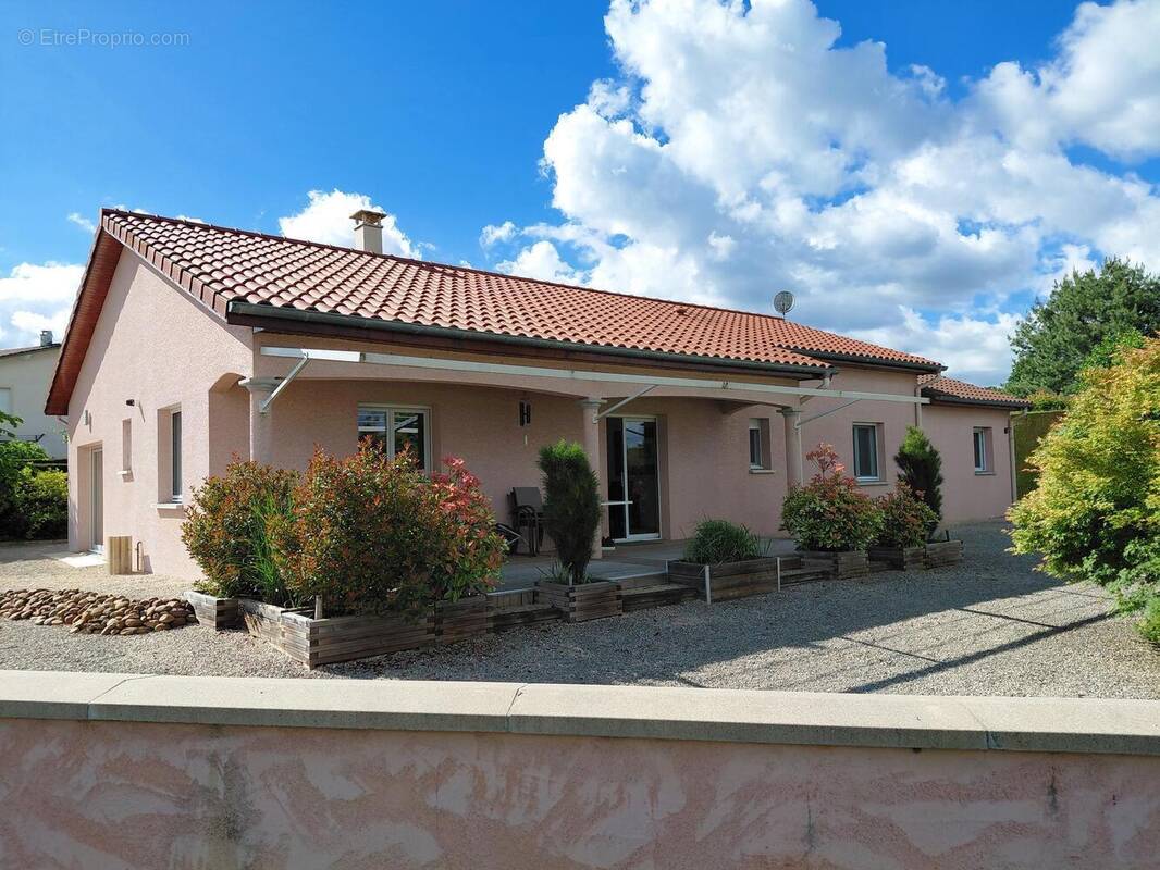Photo 1 - Maison à CHARLIEU