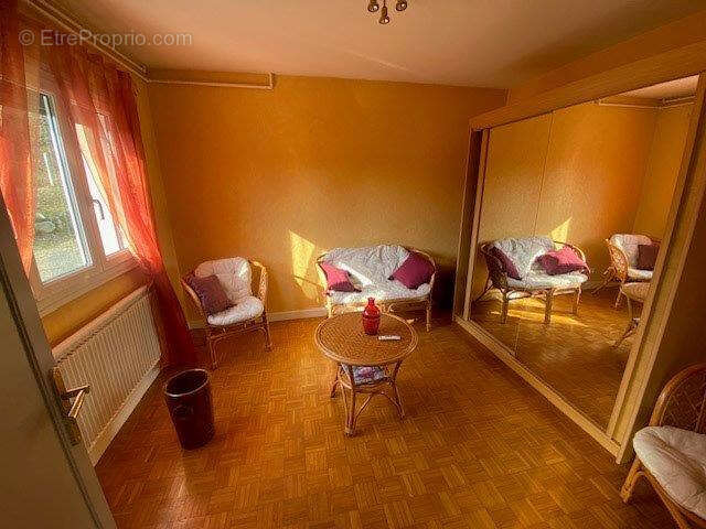 Maison à PUY-GUILLAUME