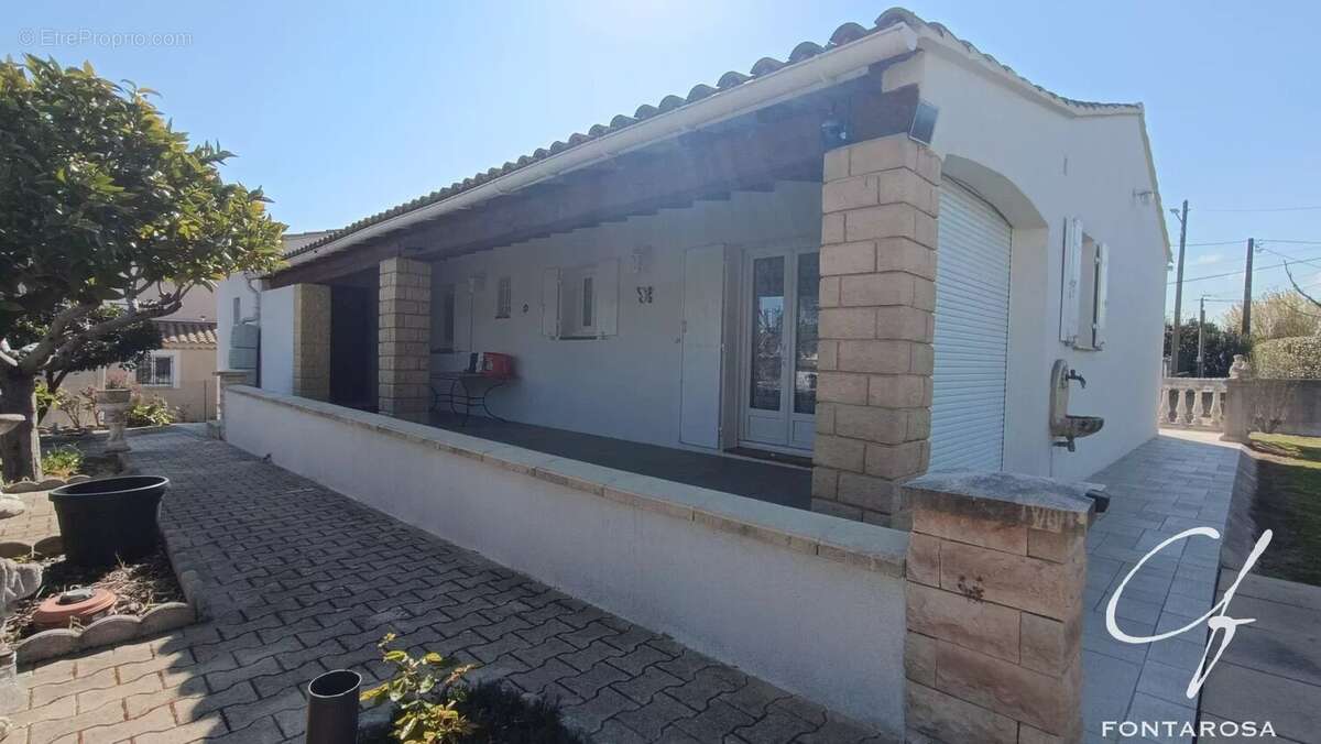 Maison à LE MUY