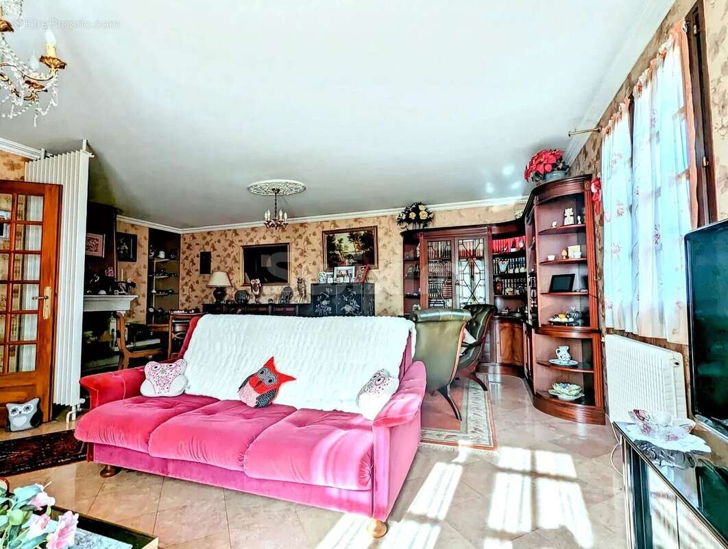 Maison à BLIGNY-SUR-OUCHE