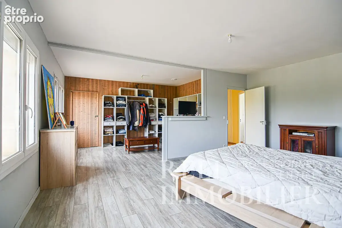 Grande maison de ville de 291 m² avec jardin et terrasse panoramique - photo 15