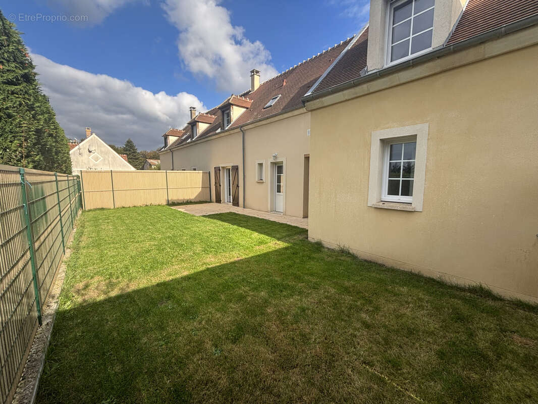 Maison à MORTEFONTAINE