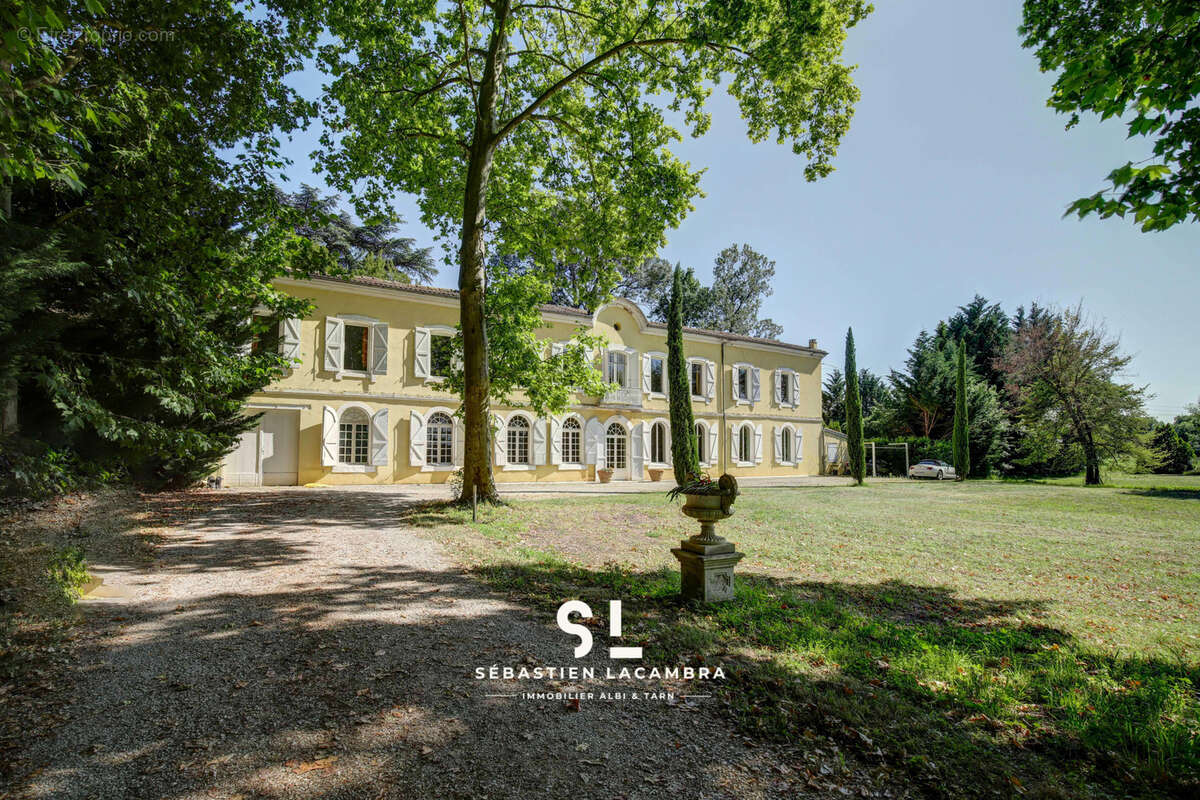 Maison à RIVIERES