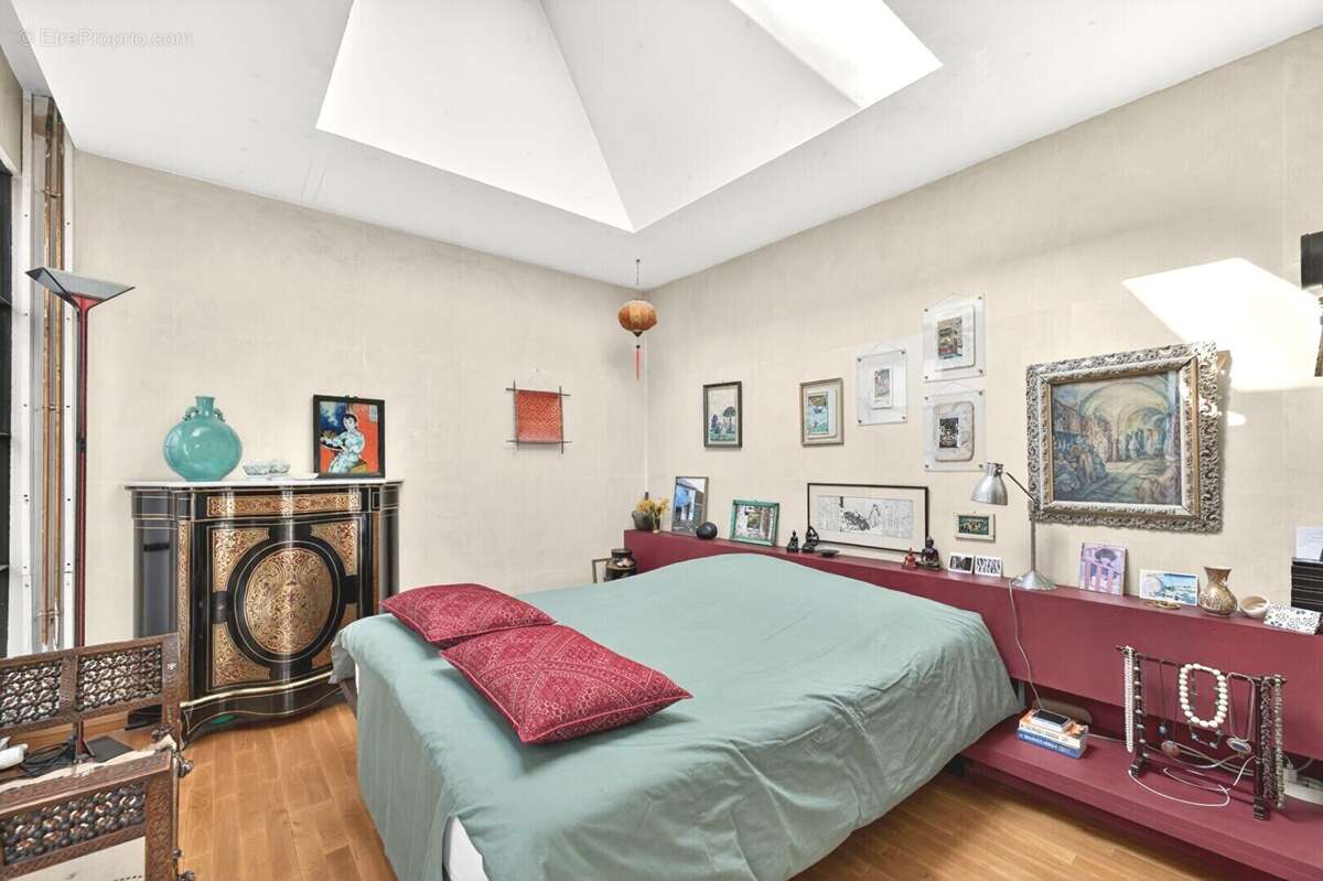 Appartement à LES LILAS