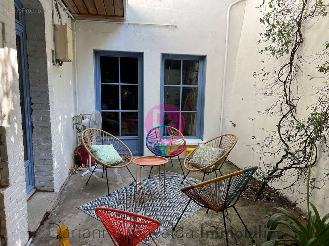 Maison à DECAZEVILLE