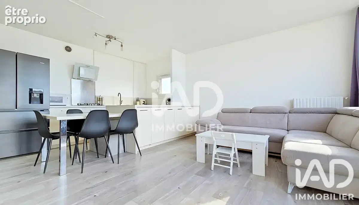 Photo 1 - Appartement à SAVIGNY-LE-TEMPLE