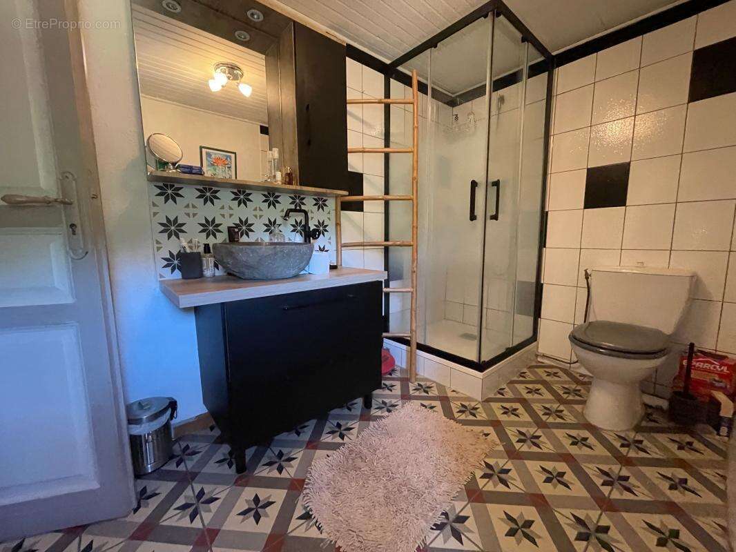 Maison à SAINTE-ALVERE