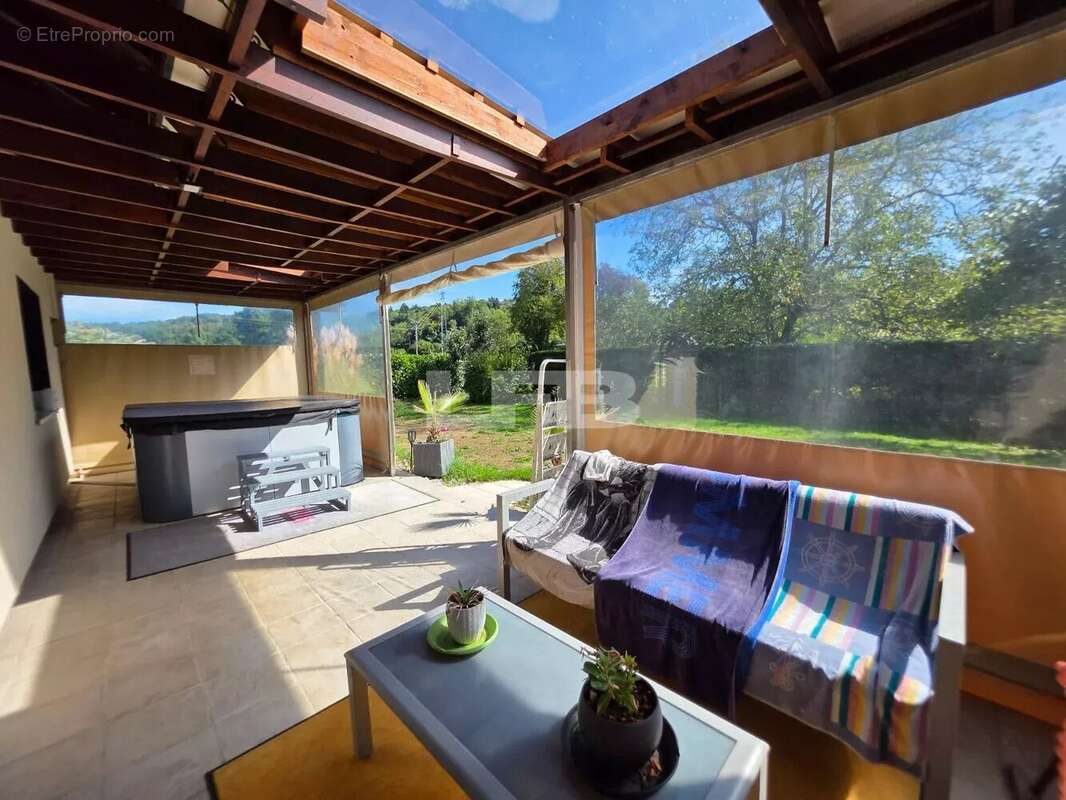 Belle maison 153,5 m² sur Terrain plat 1251 m² - photo 17