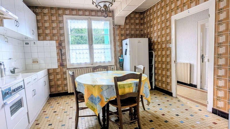 Maison à SALLES-D'ANGLES