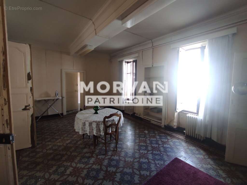 Maison à CHATEAU-CHINON(VILLE)