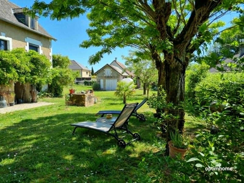 Maison à CUBLAC