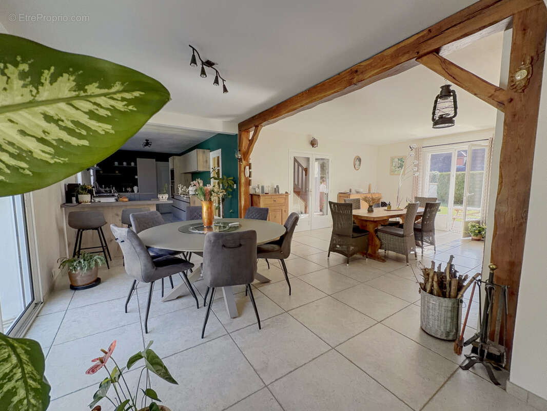 Maison à MILLY-LA-FORET