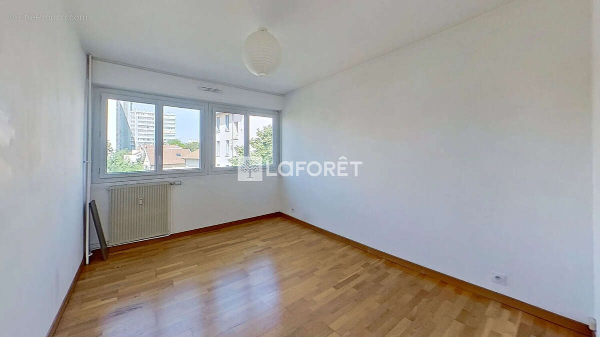 Appartement à LYON-8E