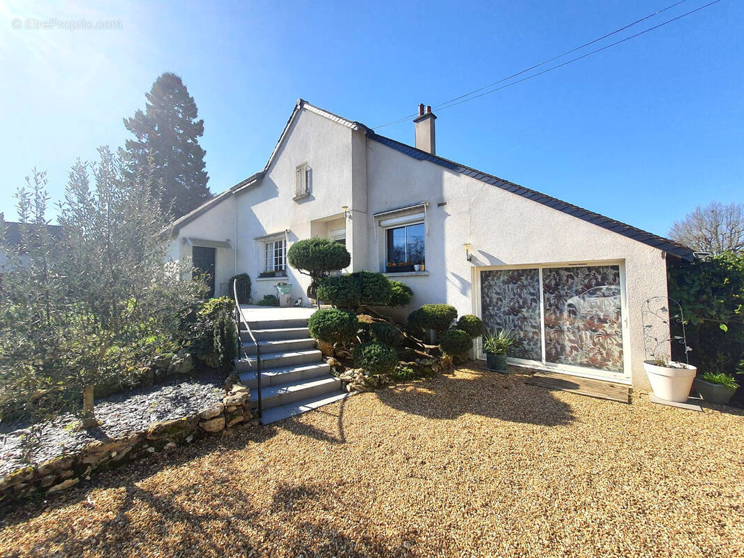 Maison à MONTLOUIS-SUR-LOIRE