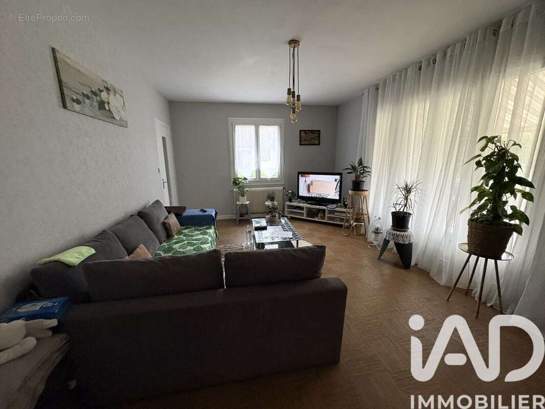 Maison 65 m² à Villenauxe-La-Grande  - photo 4