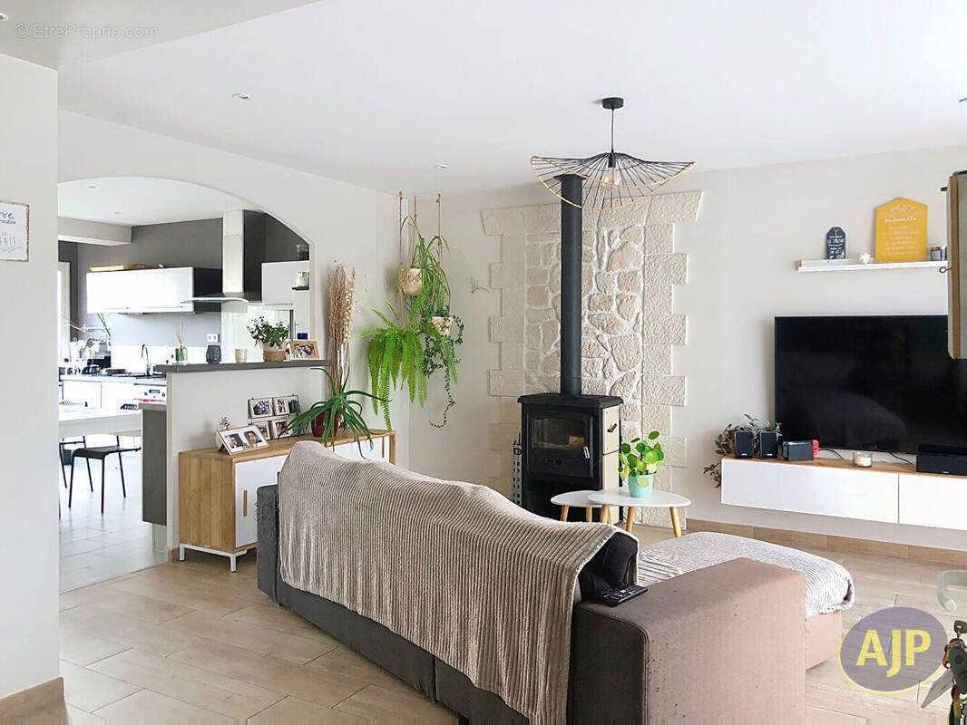 Maison à SAINT-LEGER-SOUS-CHOLET