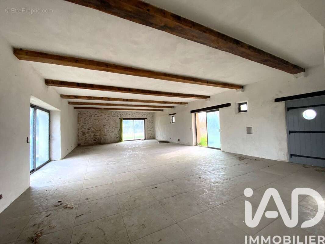 Photo 3 - Maison à L'ISLE-SUR-LA-SORGUE
