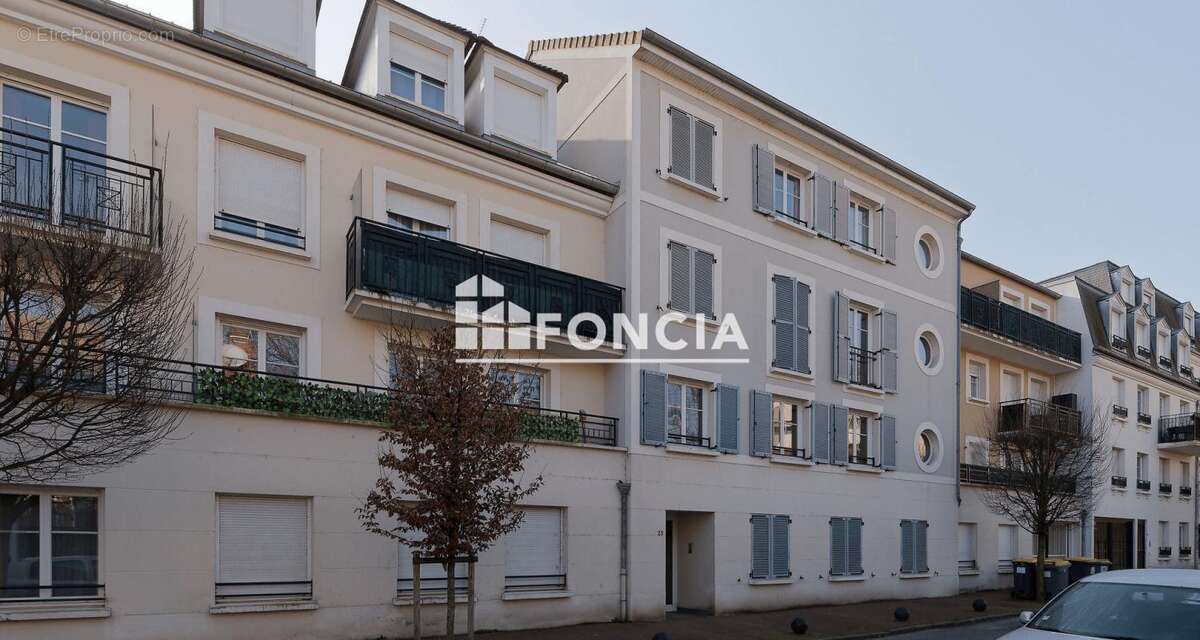 Appartement à CORBEIL-ESSONNES