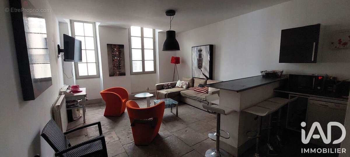 Appartement 63 m² à Nimes  - photo 2