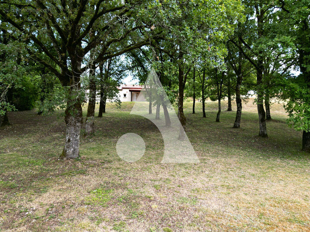 Maison à FRAYSSINET