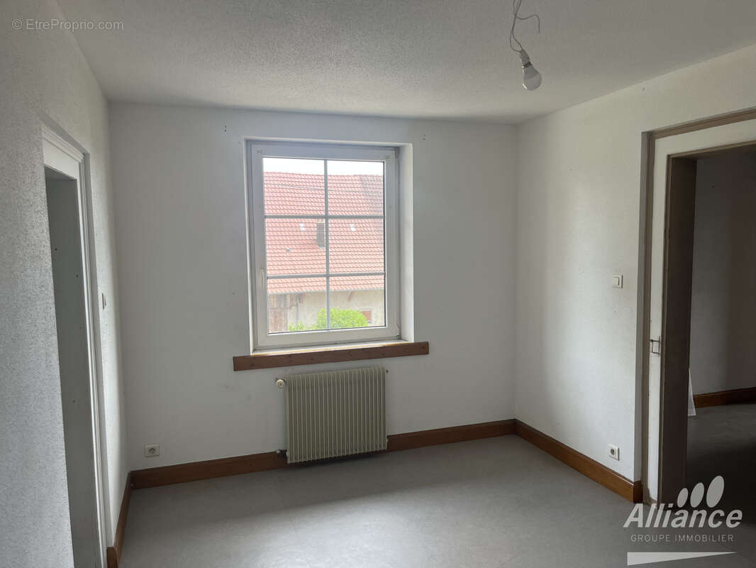 Maison à Suarce sur un terrain 3038 m22 - photo 7