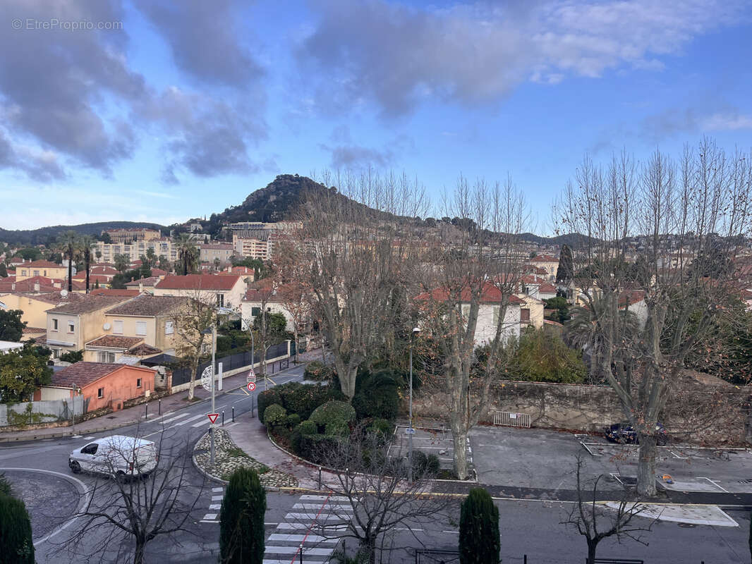 Appartement à HYERES