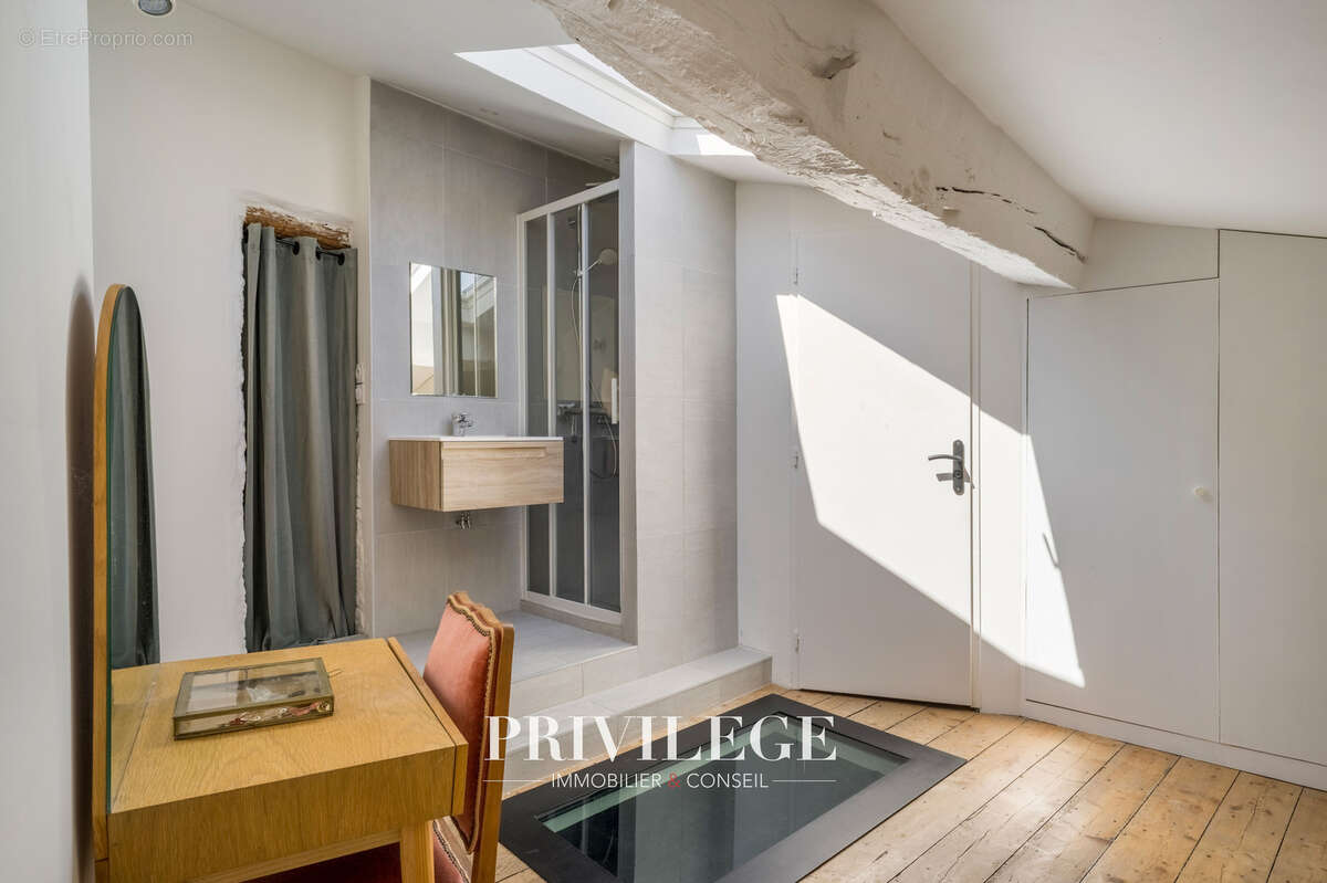 Maison à SAINT-CYR-AU-MONT-D'OR