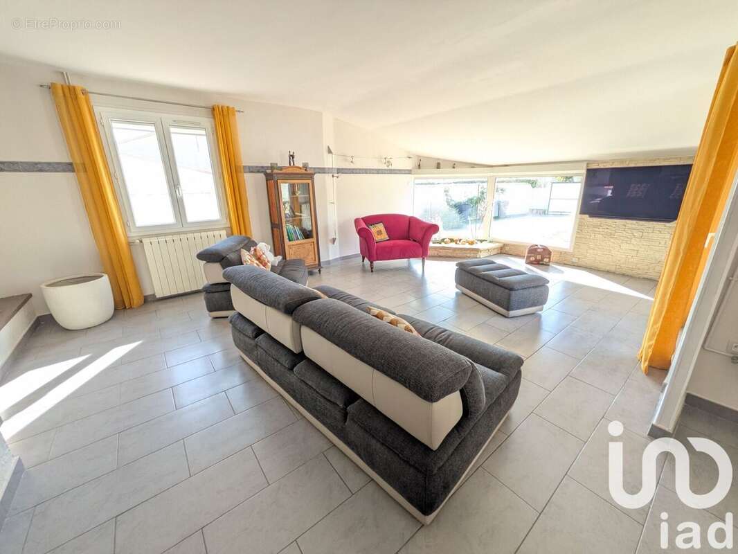Photo 2 - Maison à POUSSAN