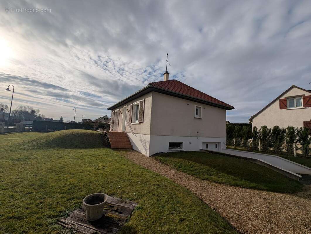Maison 66 m² à Mezidon-Canon  - photo 7
