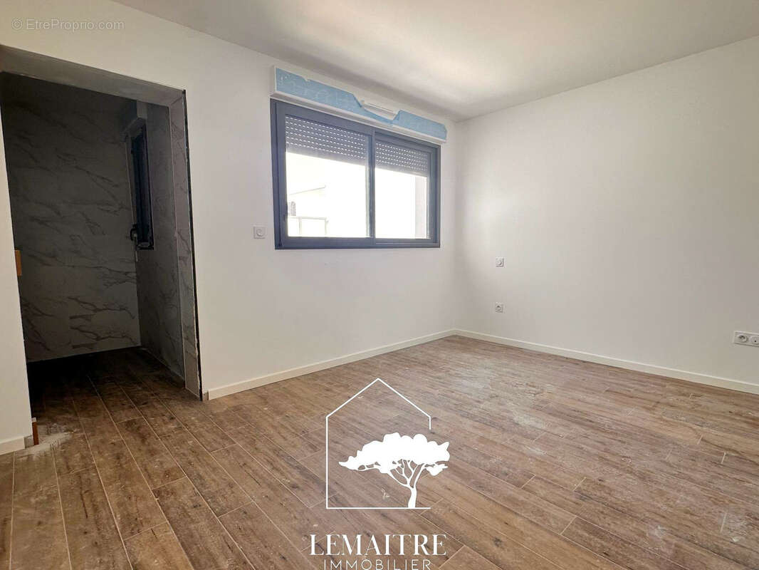 Appartement à LES MATHES