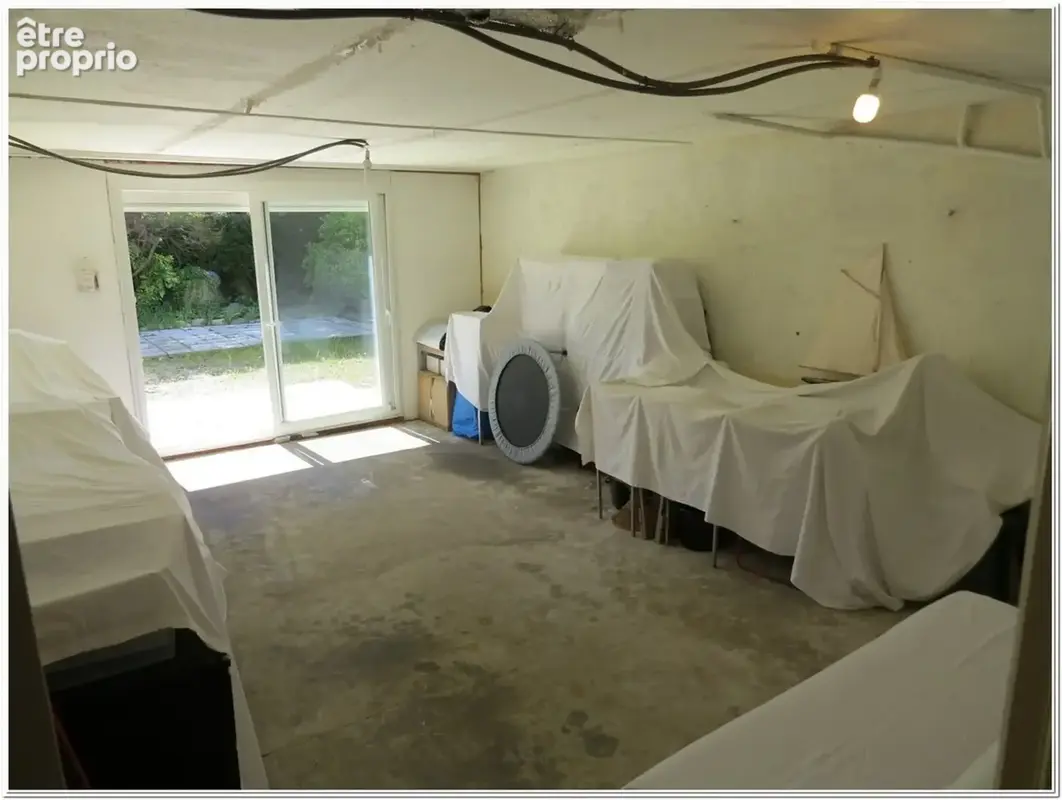 Une grande maison de 220 m² de potentiel sur un grand terrain de plus de 5500 m², bien isolée. À Ornacieux 38260 - photo 15