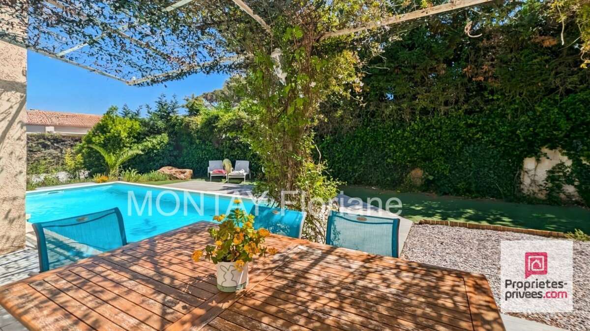 Maison à SAINT-RAPHAEL