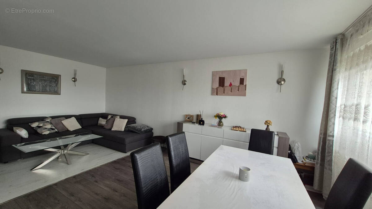 Appartement à LE MEE-SUR-SEINE