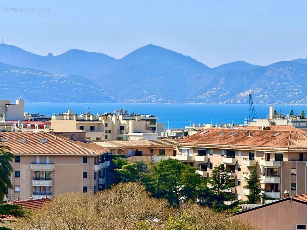 Appartement à CANNES