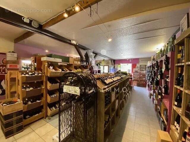 VENTE FOND DE COMMERCE Cave à vins, Spiritueux et Epicerie fine - photo 2