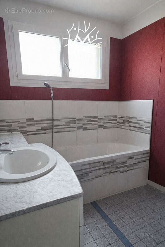 Maison à CHAUMONT-PORCIEN