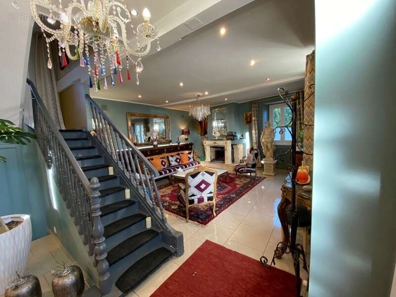 Maison à LAMARQUE-PONTACQ