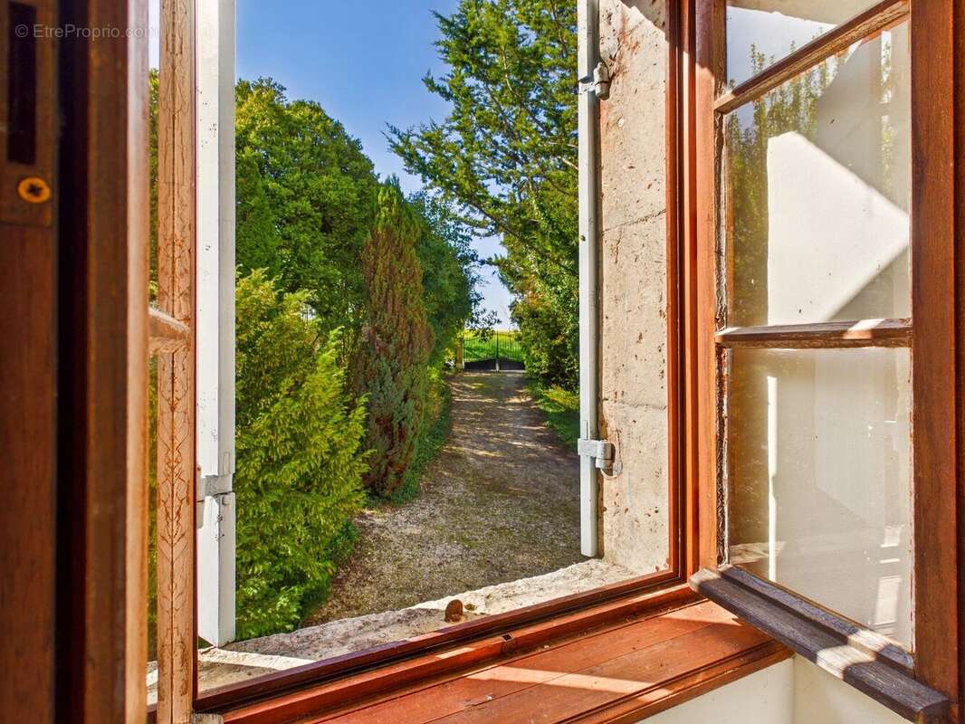 Maison à BOUTEILLES-SAINT-SEBASTIEN