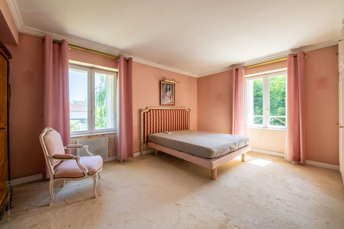 Maison à JOINVILLE-LE-PONT